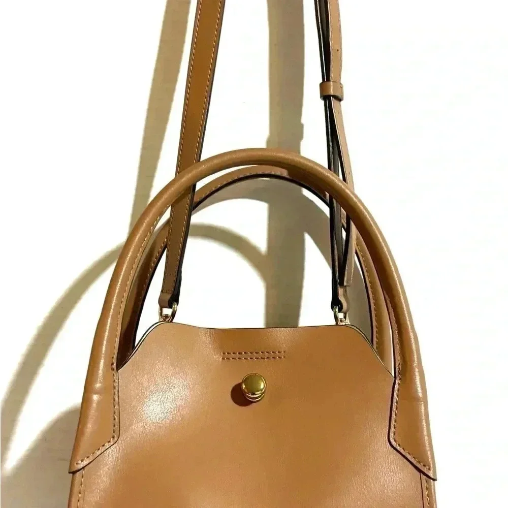 Decke brown leather crossbody handbag